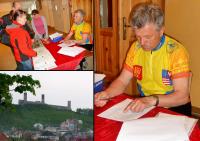 29.04 komandor FERDYNAND BIŚ przyjmuje uczestników rajdu