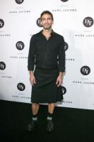 Spodnie w kąt! 30 października - Światowy Dzień Spódnicy !!!