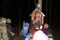 Przydrożna kapliczka- jesteśmy juz blisko celu; fot. Andrzej Śpiewak