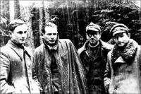 Kpt. "NURT"- drugi od lewej