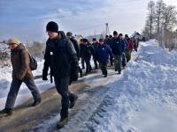 Ruski Bród- na razie wędrujemy w zwartej grupie