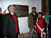 A oto i autor pamiątkowej tablicy: nasz klubowy kolega SŁAWOMIR MICEK