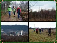 Jesteśmy coraz bliżej celu... w oddali widzimy os. Na Stoku oraz kościół w Dąbrowie