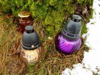 Zapalone zostały znicze