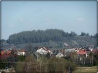 Kajetanów- widok na Górę Chełmową w Zachełmiu- wysokość 399 m n.p.m