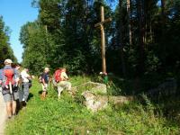  ORŁOWINY- pomnik upamiętniający zagładę wsi w przez wojska niemieckie,  w sierpniu 1944 r,