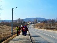 W drodze do NOWEJ SŁUPI... w oddali widzimy ŚW. KRZYŻ