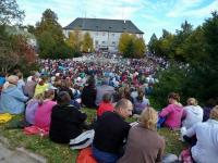 Na Św. Krzyżu- w tym roku dotarło tu ponad 5000 pielgrzymów