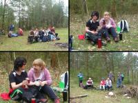 Odpoczynek i małe co nieco w lesie, w miłym towarzystwie