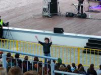 Samozwańczy animator publiczności;-)))