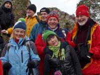 A tu Segiecik robi mi "zaduszki" pod Diabelskim Kamieniem na ostatniej wycieczce "Przygody"- 6 stycznia 2013