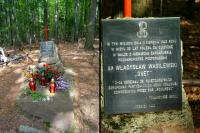 Grób i tablica pamiątkowa