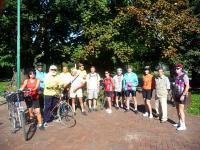 9;00 tradycyjna zbiórka w parku