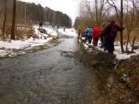 Niespodziewana przeszkoda- przeprawa przez rzekę Dąbrówkę