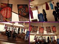 Sklepik z woodstockowymi gadzetami