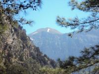 Wąwóz Samaria, w tle Góry Białe 