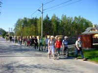 "Tramper" z "Przygodą" na szlaku, czyli uczestnicy festiwalu "Na Rozdrożach"  z nami na spacerze