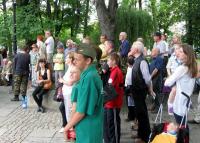 Marsz Szlakiem I Kompanii Kadrowej - fotorelacja z wejścia uczestników marszu do Kielc - J. Pabian