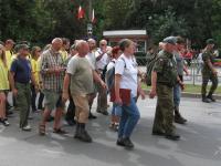 Marsz Szlakiem I Kompanii Kadrowej - fotorelacja z wejścia uczestników marszu do Kielc - J. Pabian