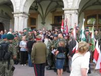 Marsz Szlakiem I Kompanii Kadrowej - fotorelacja z wejścia uczestników marszu do Kielc - J. Pabian
