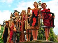 REINKARNACJA NA WYBIEGU-POKAZY I HAPPENINGI W KIELCACH