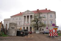 RYNEK I OKOLICE W CZASIE REMONTU