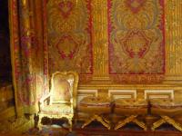 Wersal ocieka złotem