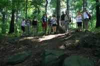 17-06-2012 Wspólna wycieczka KG PTTK Kielce i „Deptaczy” na Górę Dobrzeszowską.  