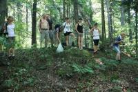 17-06-2012 Wspólna wycieczka KG PTTK Kielce i „Deptaczy” na Górę Dobrzeszowską.  