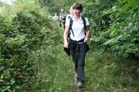 i otaczające ją zarośla. 