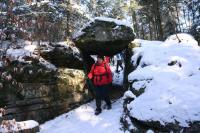 28-01-2012 Zimowy spacer po Suchedniowsko-Oblęgorskim Parku Krajobrazowym, czyli sobotnia wędrówka z „deptaczami Darka” 