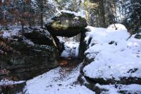 28-01-2012 Zimowy spacer po Suchedniowsko-Oblęgorskim Parku Krajobrazowym, czyli sobotnia wędrówka z „deptaczami Darka” 